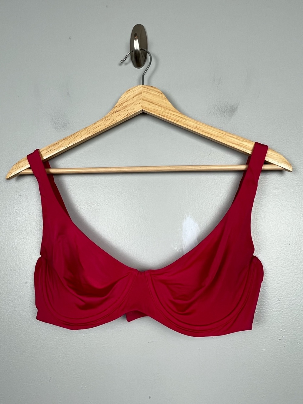 Cuup The Scoop berry pink underwire adjustable strap bra, 34C.